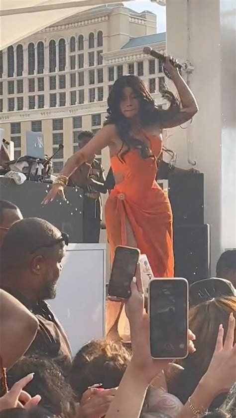 Aug 3, 2023 ... A Cardi B concert-goer filed a police report following the video-recorded incident, claiming she was “struck by an item thrown from the ...